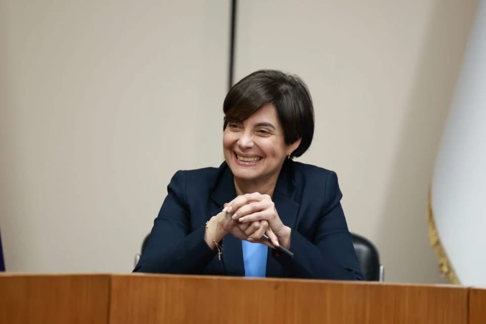 MaestraTuItera's tweet photo. Nuestra ministra de Ciencia @Gabrielasjr  se encuentra también en TikTok📱

Escanea el código de la imagen y mantente informado a través de esa red social de los proyectos científicos, tecnológicos y de innovación que se desarrollan en el país. 
 🇻🇪

#oriele
#CienciaParaLaVida https://t.co/Qu3yzZE48P