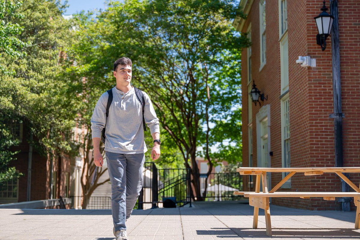 Wake Forest University tweet media