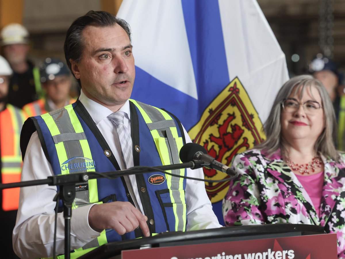 NS_LabourSkills's tweet photo. Markets and global trade is changing — and we’re making sure Nova Scotians are ready. 🇨🇦

A $13.8M investment was announced today to support workers affected by tariffs and global market shifts with training, skills and employment supports.

Learn more ⬇️
https://t.co/a7lgzacEPa https://t.co/yakCLGfoJX
