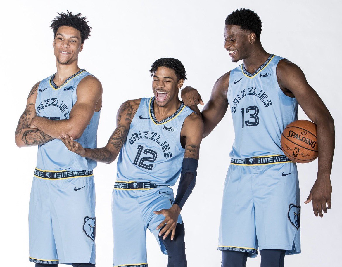 Grizzlies_szn's tweet photo. Thanks for the memories, BC 💛 https://t.co/PNlxmdoib1
