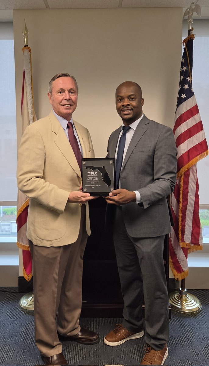 ElectSmith28's tweet photo. Thank you to the Florida League of Cities. Humbled to receive their 2026 Legislative Appreciation Award. https://t.co/nrDU5ORyOi