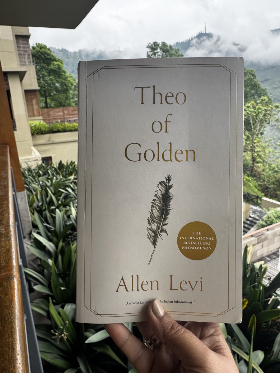 ChagPreeta's tweet photo. If you want to feel good, believe in good and hope in good, then read this story to uplift your spirit.  Allen Levi's debut novel has been on the New York Times bestseller list for weeks. Read full review on https://t.co/d4jGHPKyQH
#bookstagram #fiction #bookreview #theoofgolden https://t.co/PkMTxbRy8z
