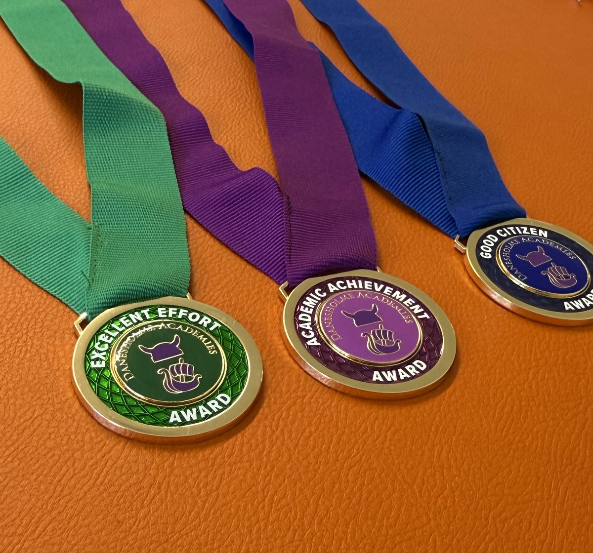 mlbadges's tweet photo. Celebrate success with custom style! 🏅
We are thrilled to have supplied these vibrant, bespoke medals to our client, Danesholme Academies.
Looking to reward your team or students? 📩 ame@mlbadges.com us today #MLBadges #CustomMedals #SchoolAwards #StudentSuccess https://t.co/tn9MdvsFAW