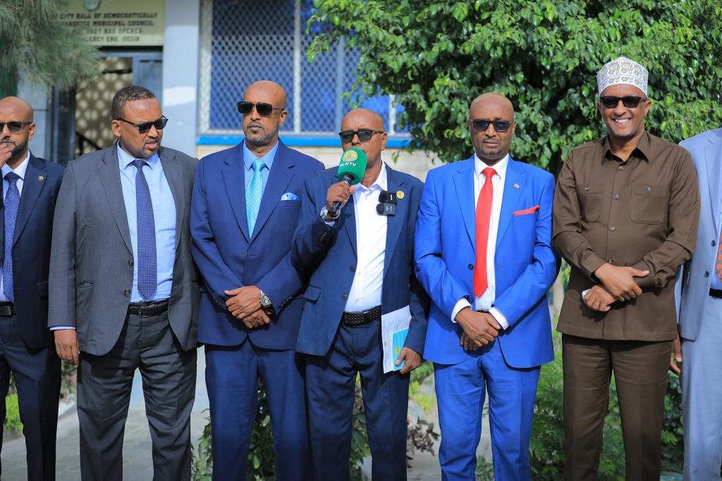 Ismail lugweyne tweet media