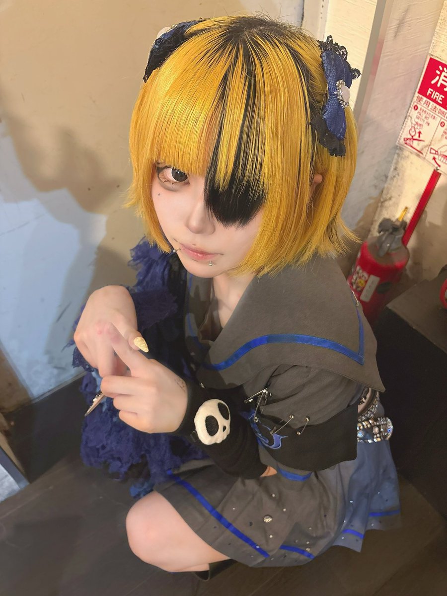 匿名　飢餓【白黒アリス】 tweet media