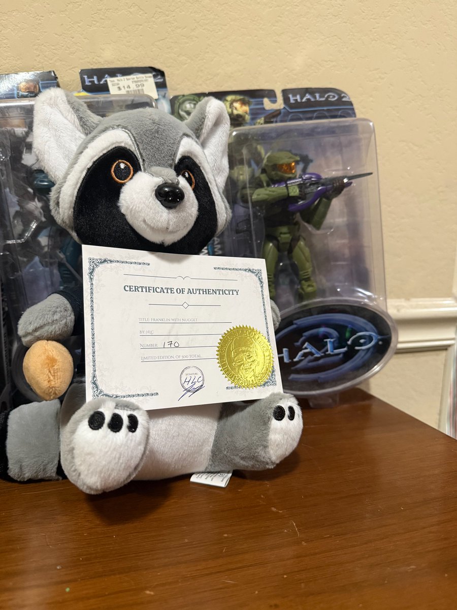 mongoloid_a's tweet photo. @HLC_actual
Franklin just arrived this morning. Let the kid know that Master Chief is keeping an eye on him. https://t.co/APZ1MsikOY