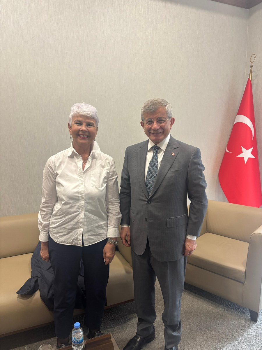 Ahmet Davutoğlu tweet media
