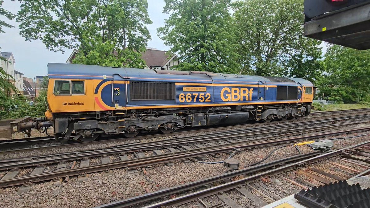 Sprotbrough 66722 tweet media