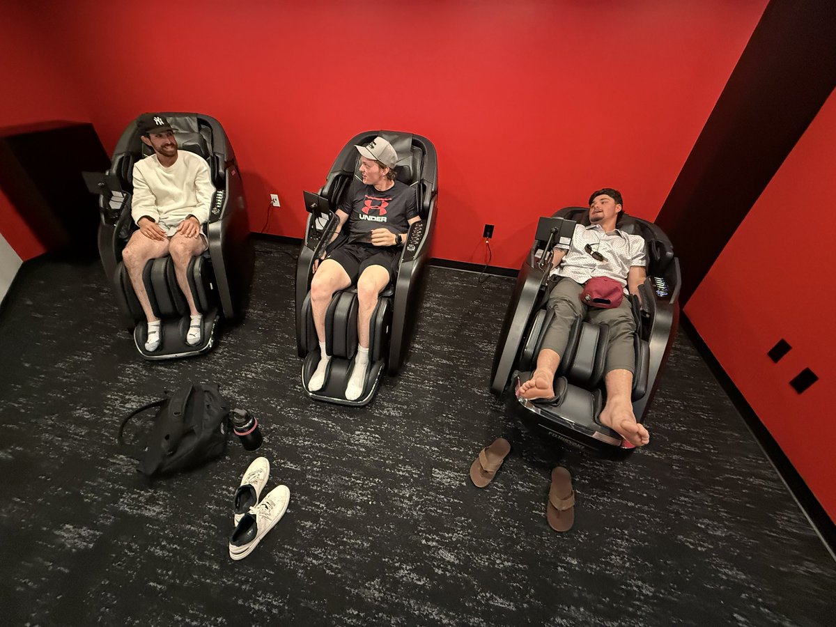 flakerville's tweet photo. #3 - Brand new addition of the “trend setting” UofL Health Baseball Recovery Room that includes 3 top-of-the-line therapeutic massage chairs from Fitness Market and tech from Century Entertainment! PLAYERS FAVORITE new spot to get much needed R&amp;R before/after practices &amp; games! https://t.co/rMjIU5C5hA