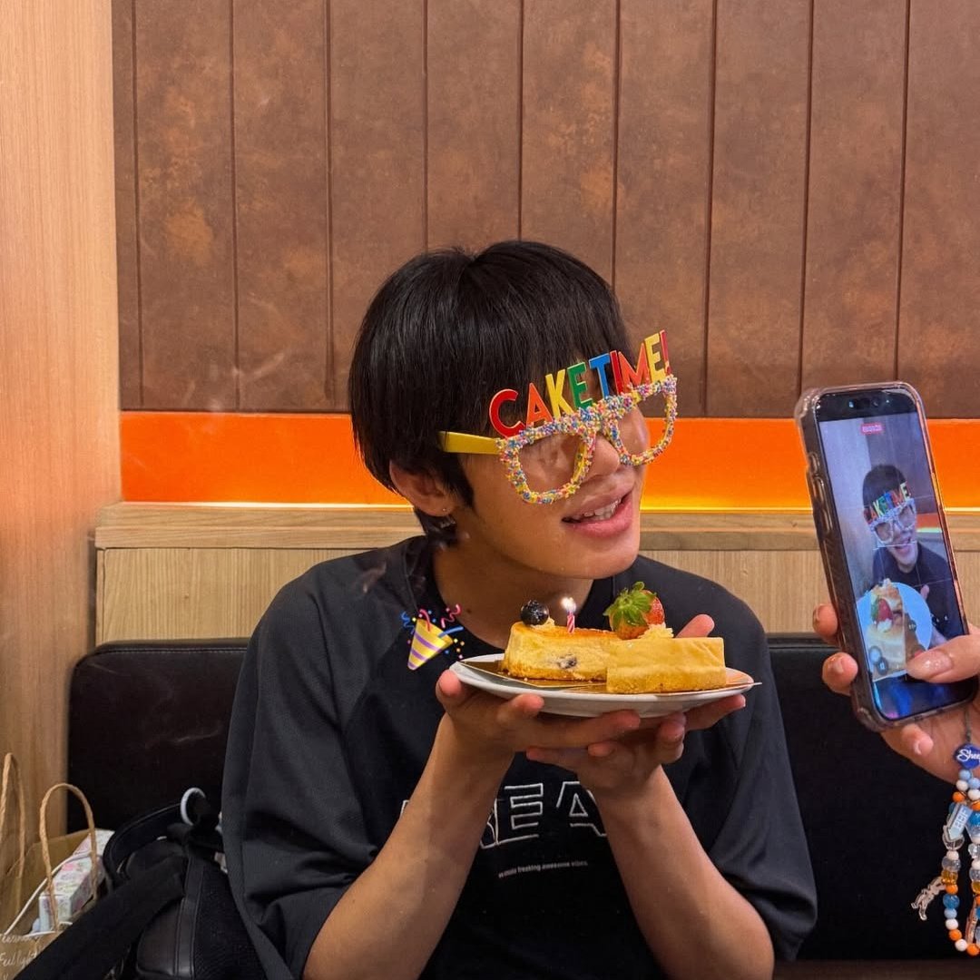 .ᐟ ฟบ. ★ tweet media