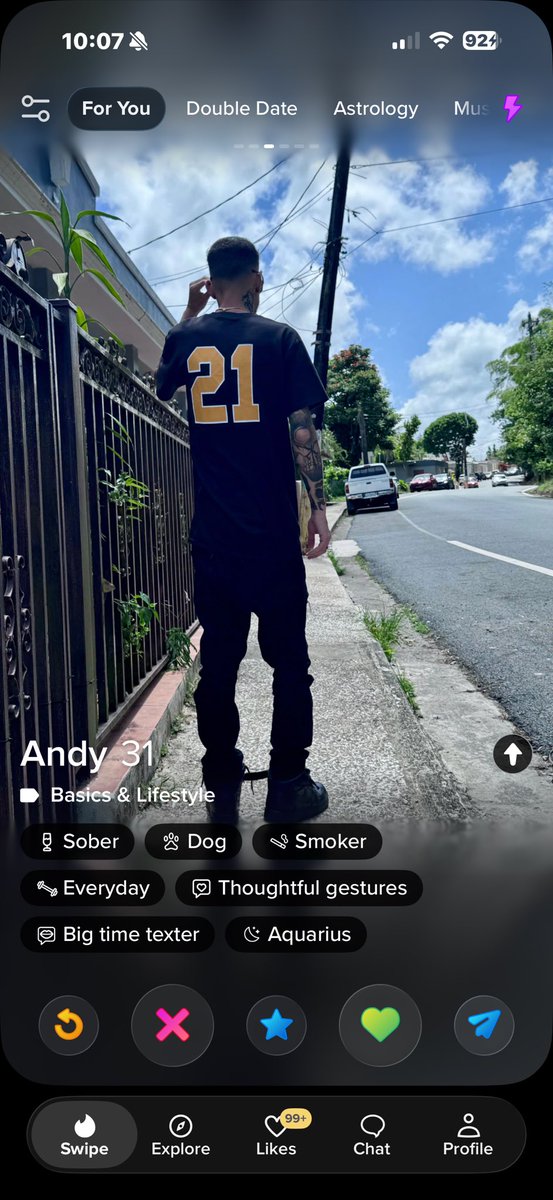 AndyMatosRivera's tweet photo. On Tinder #gay #fuck #meetme #everyone https://t.co/uCK19w3EHs