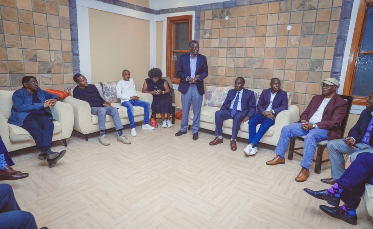 Bin_ely's tweet photo. The future is bright 
With @dkmaraga  the 6th https://t.co/XEWOPnNhq7