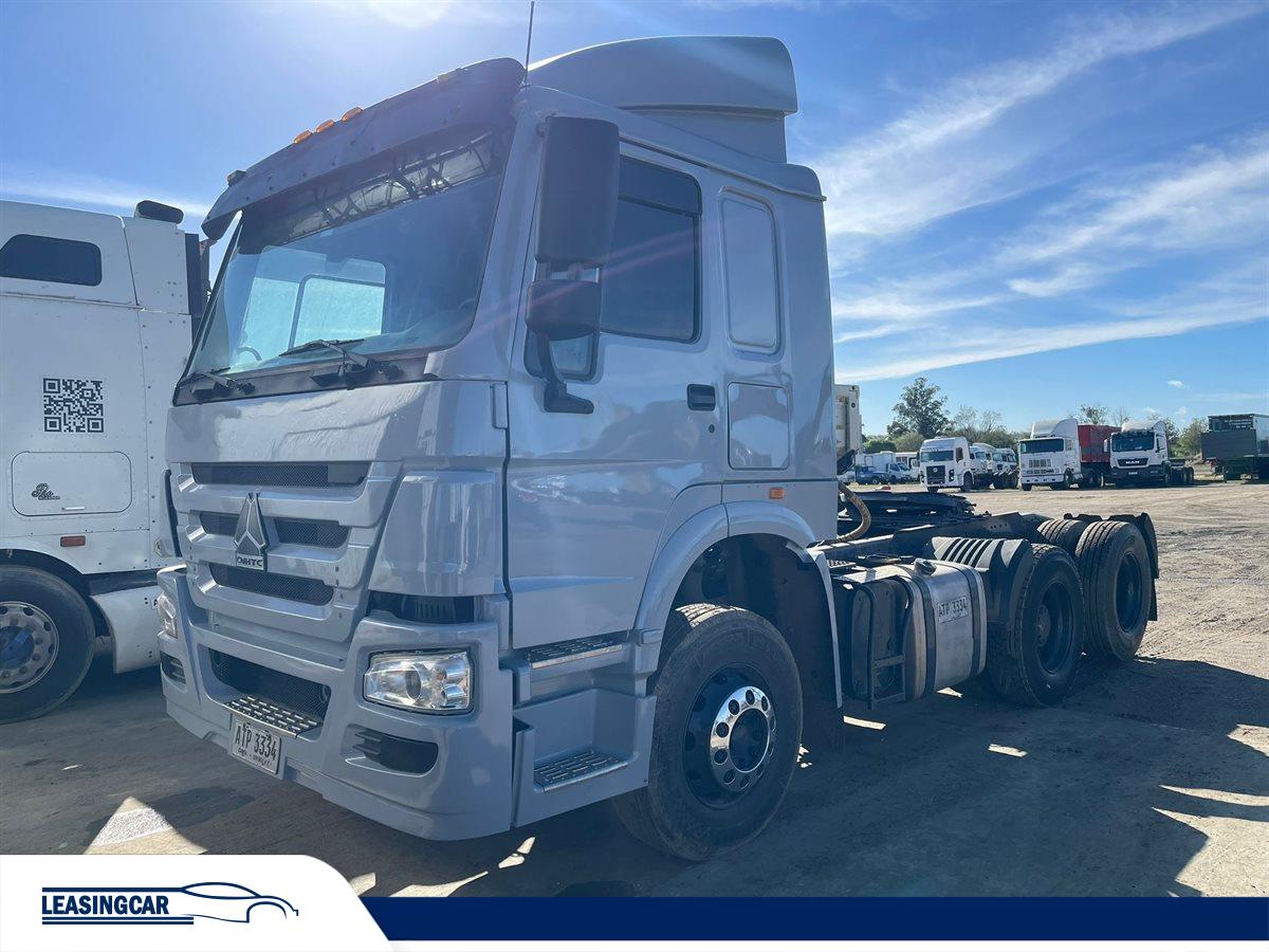 ALeasingcar's tweet photo. Sinotruk HOWO 380 Tractocamión de arrastre 2011 IMPECABLE! 640.000 km USD 39.900. Aceptamos Permutas. Financiación Bancaria. Consultas al https://t.co/VolI6YkKjQ https://t.co/gn3ArHiPZU