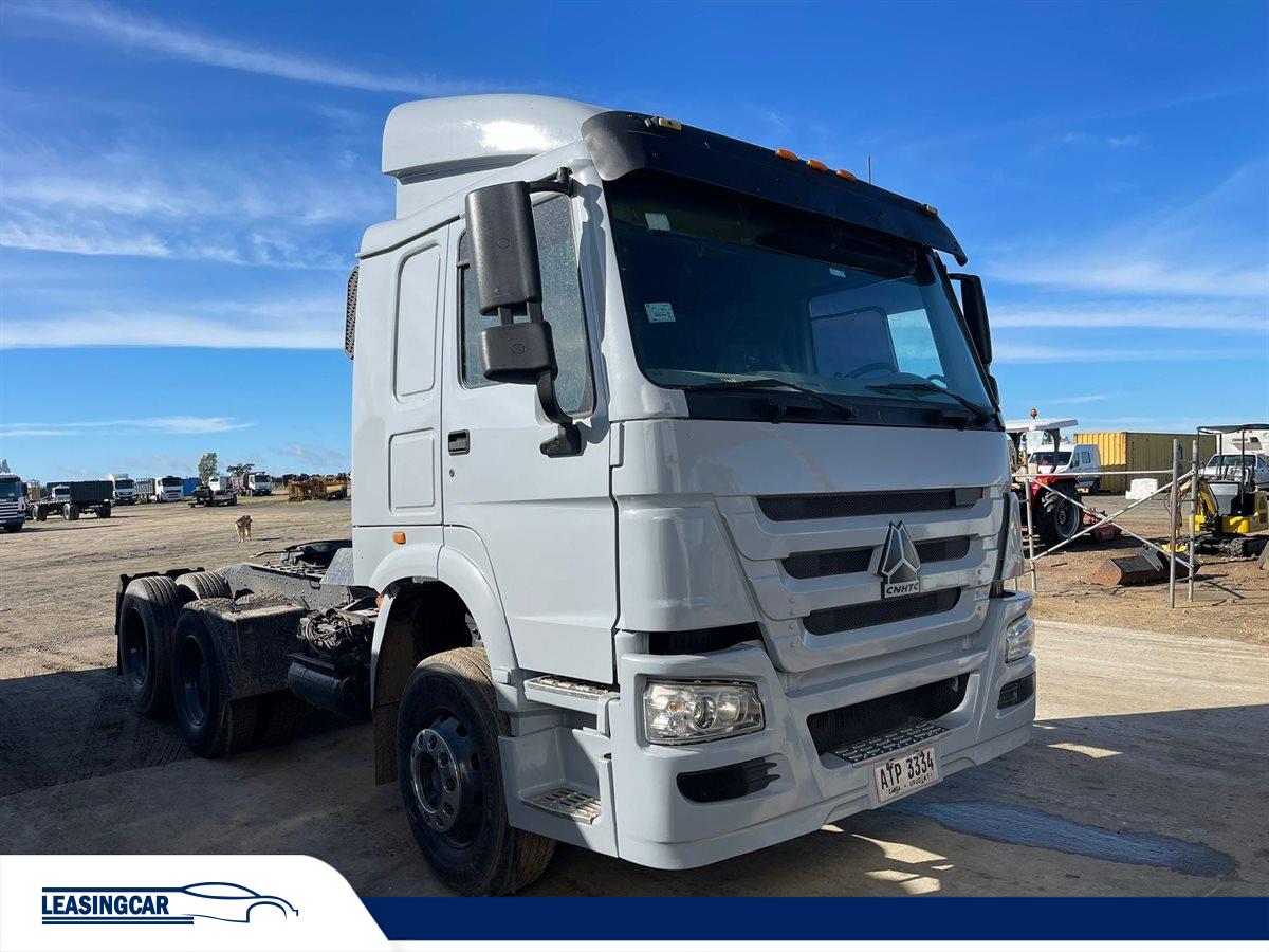 ALeasingcar's tweet photo. Sinotruk HOWO 380 Tractocamión de arrastre 2011 IMPECABLE! 640.000 km USD 39.900. Aceptamos Permutas. Financiación Bancaria. Consultas al https://t.co/VolI6YkKjQ https://t.co/gn3ArHiPZU