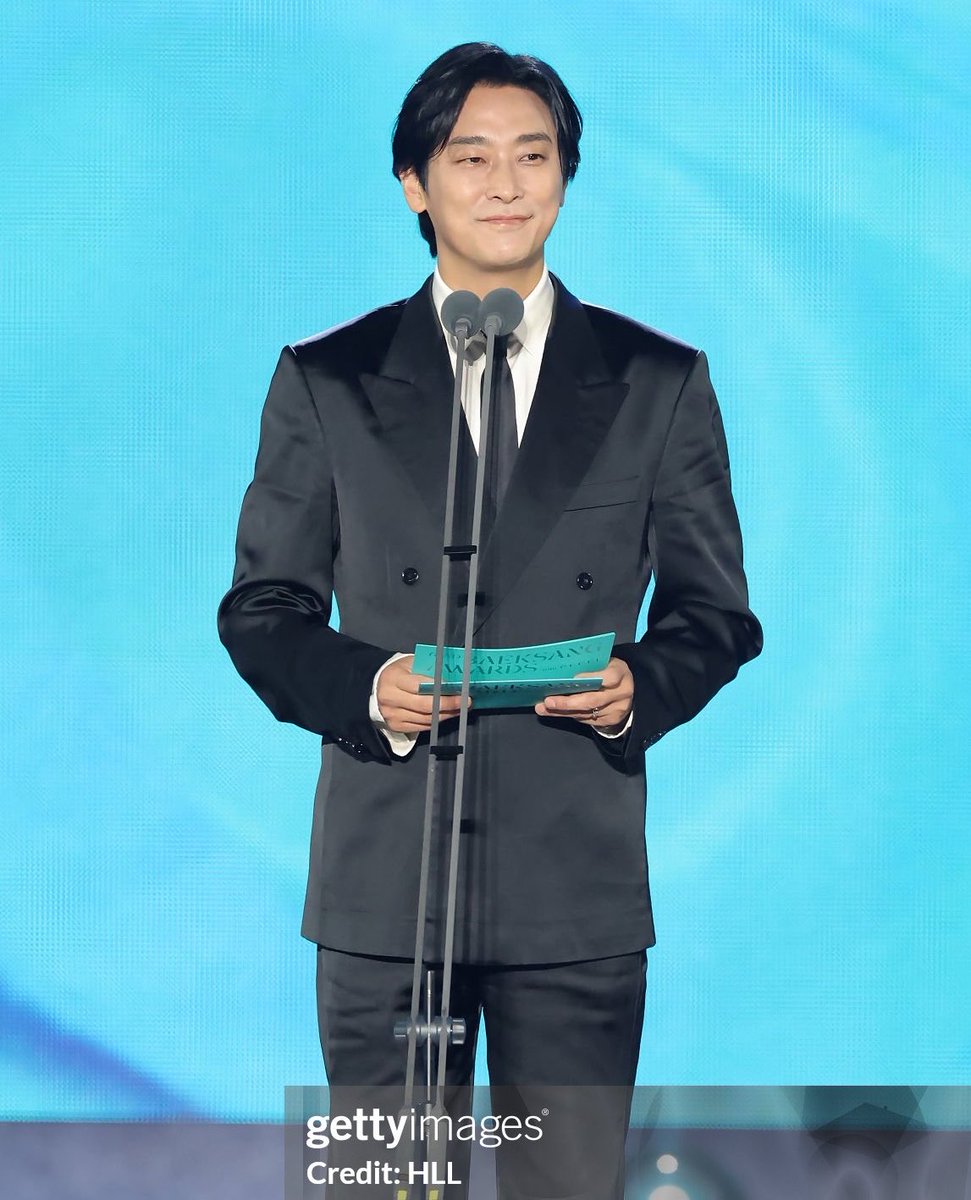 주농 tweet media