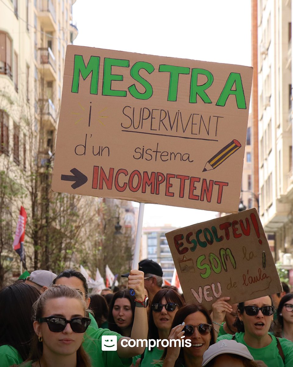 Compromís tweet media