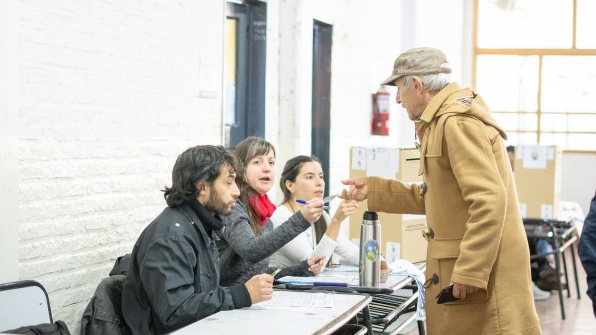 POP #LaPlata tweet media