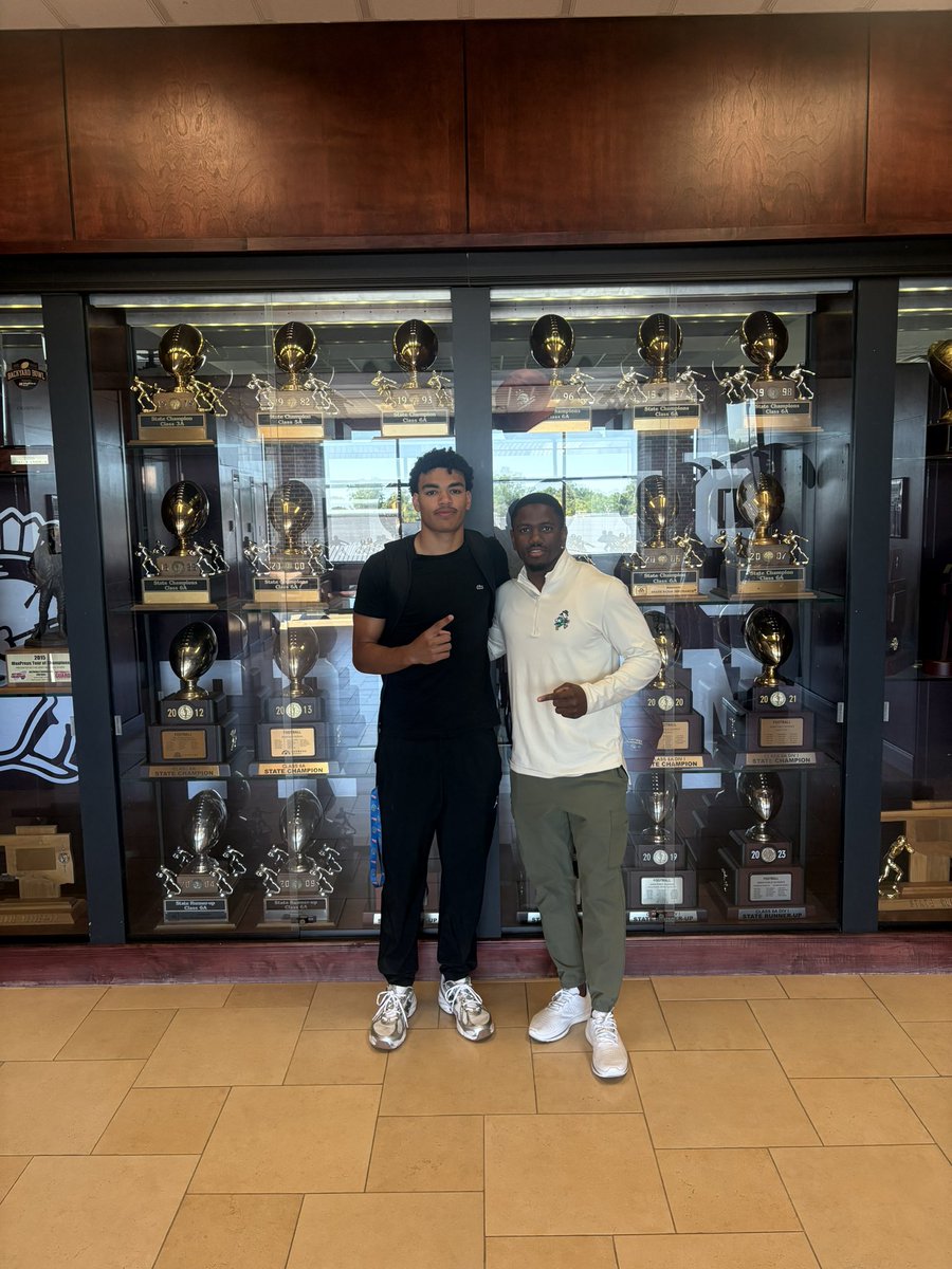 JenksTrojanFootball tweet media