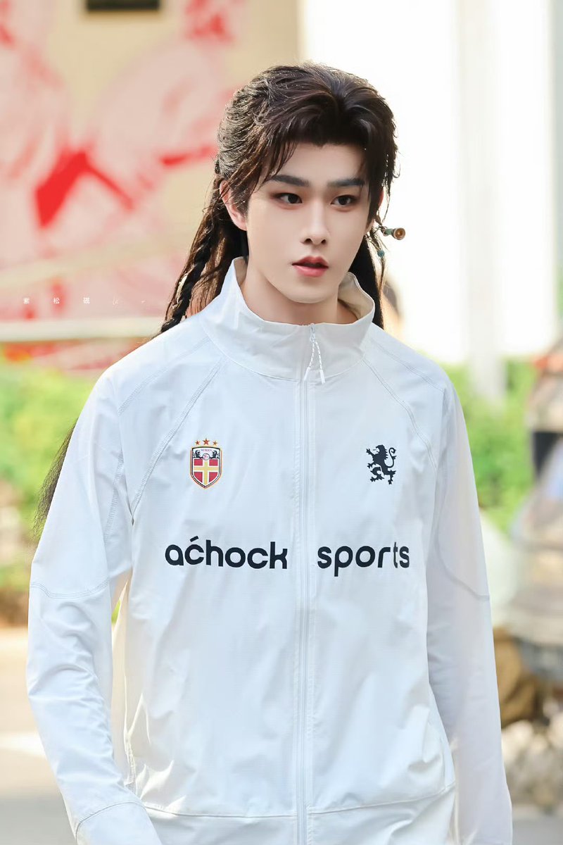 谢 tweet media