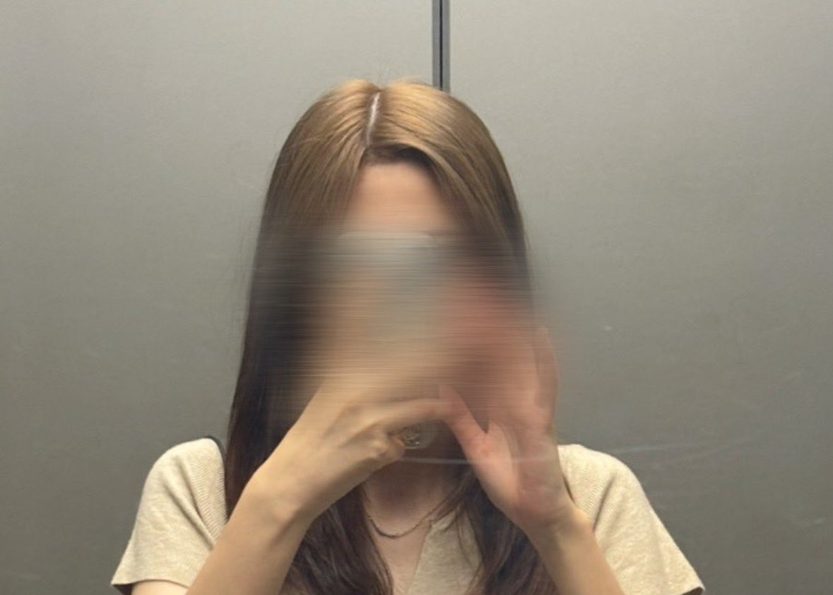 にん tweet media