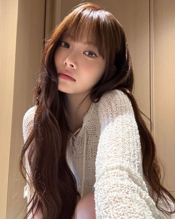 hana tweet media