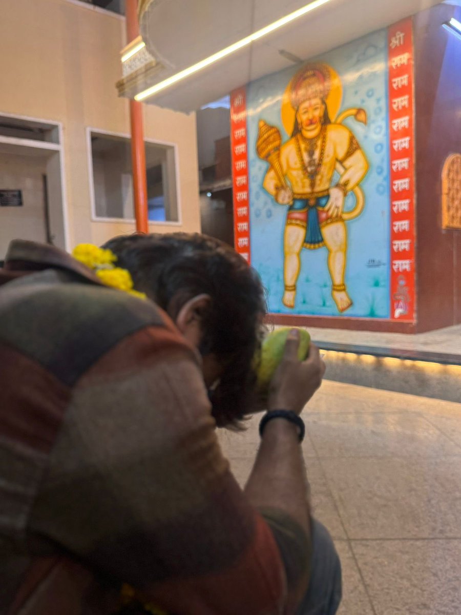 harish2you's tweet photo. అందరికీ …. 

హనుమాన్ జయంతి శుభాకాంక్షలు 🙏🙏🙏

#Jaisriram https://t.co/gDBAk09WdX