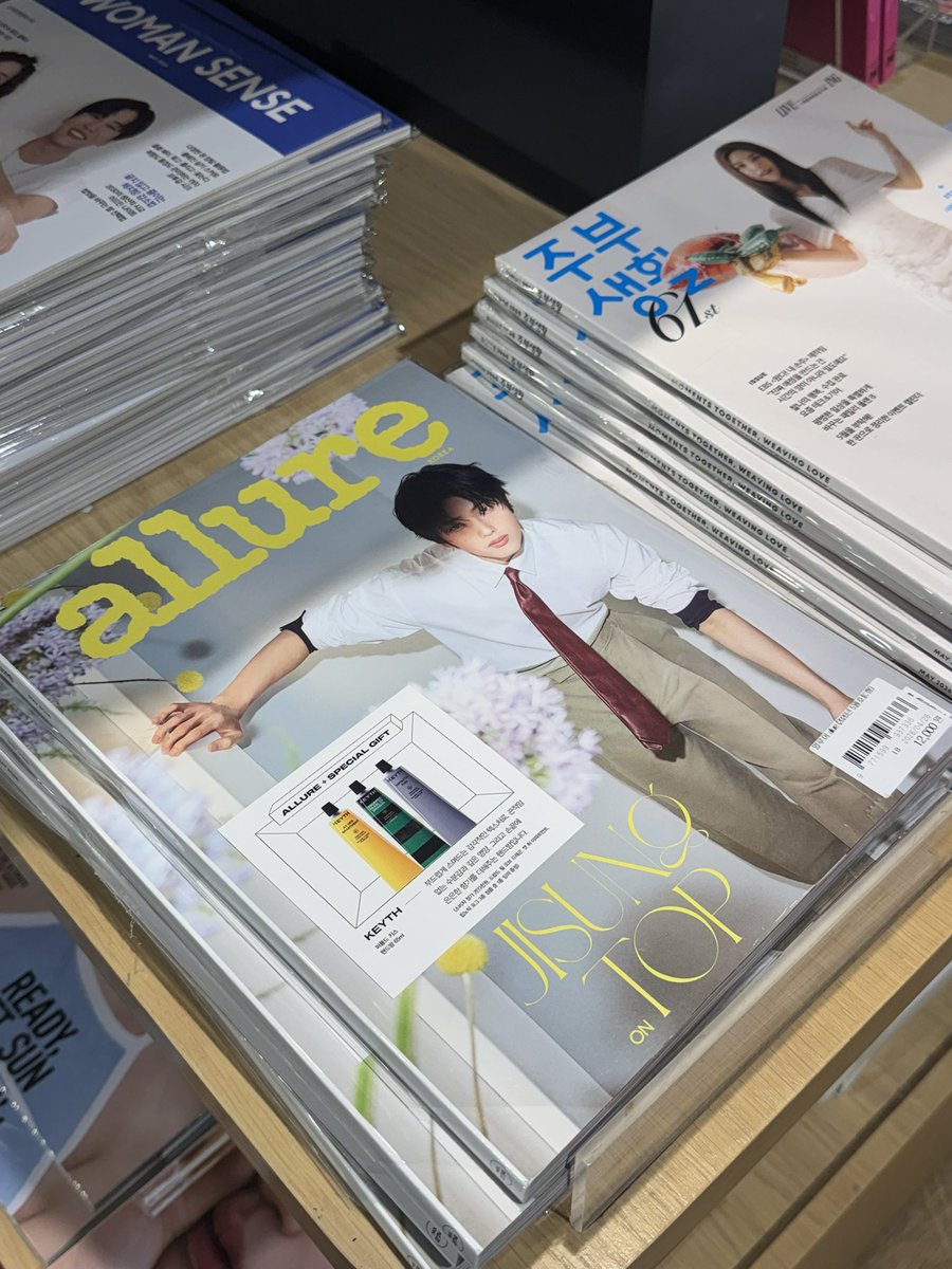 요미 tweet media