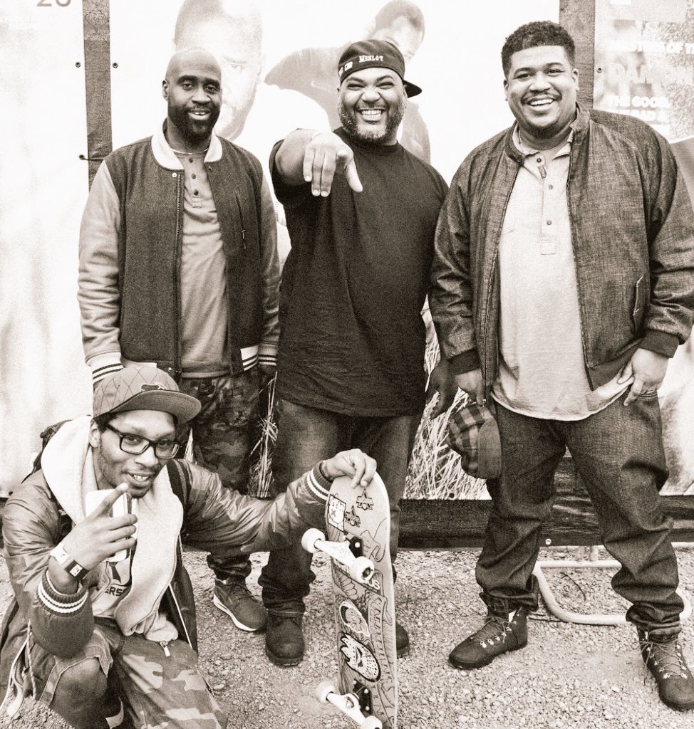 checktherhyme1_'s tweet photo. De La Soul x Del https://t.co/UDi89QR2z9