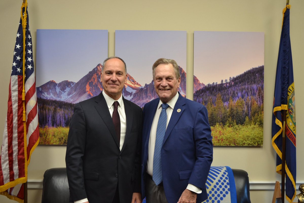 Congressman Mike Simpson tweet media