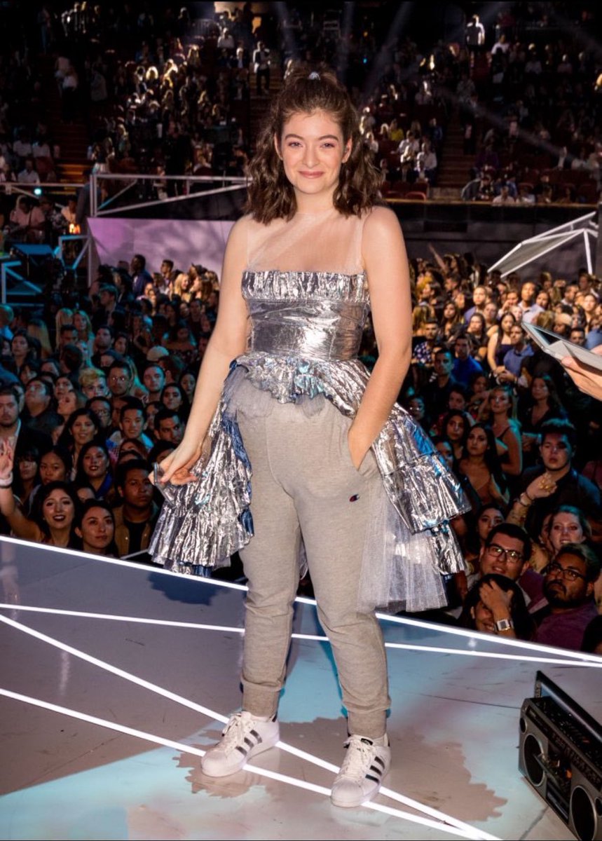 foil tweet media