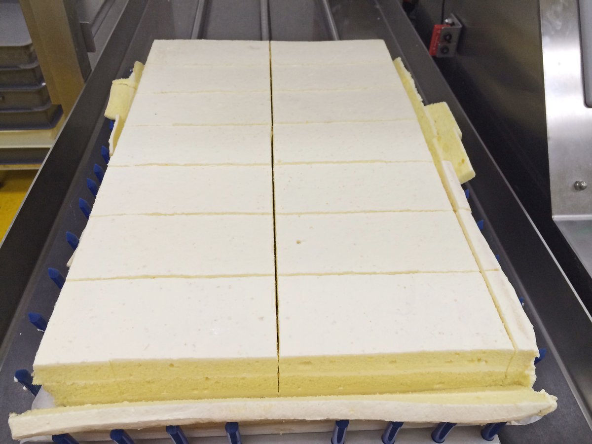 FoodTools_Inc's tweet photo. The RPS-100D is a versatile cutting machine for bakeries portioning a wide range of fresh, delicate, or unique round and sheet products with a variety of different cut patterns and portion sizes. #FoodTools #BakeryEquipment https://t.co/yRSt6VpHvc