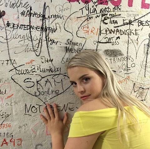 Lilly tweet media