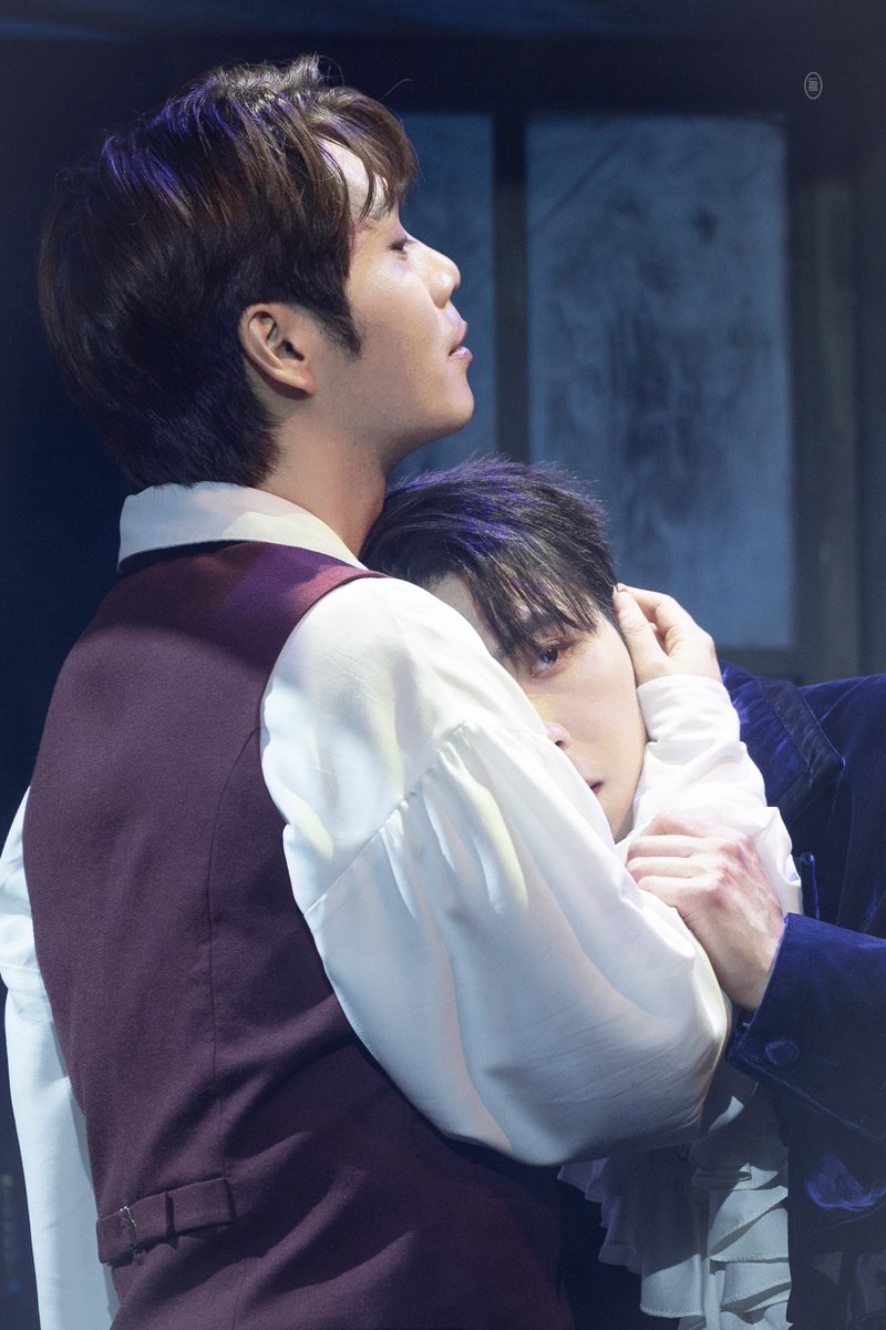 dottpic's tweet photo. 260512N 뮤지컬 더테일 에이프릴 풀스
스페셜 커튼콜 ‘우린 아름답게 걷는다’

존 윌리엄 폴리도리 #홍승안
조지 고든 바이런 #박정원 https://t.co/e0FXp6rgGV