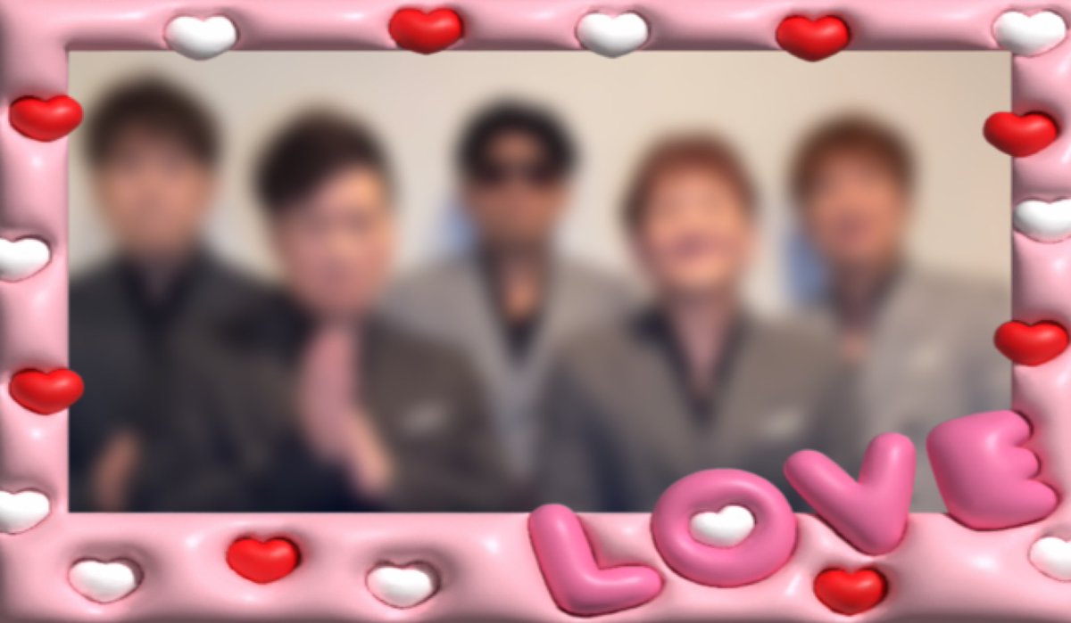 kina_tomo_512_'s tweet photo. 今日が終わる前に。。。
#GosTV からも… #WHITEJAM アプリからも、🎂メッセージが届きました〜❣️（めっちゃ解るけど、モザイクかけときました😅）

(#WHITEJAM  のLIVEで) 2023年の今頃は、ドキドキしてたし、2024年の今頃は、放心してたなぁ｡｡と思い返す今日でした…。
今年、な〜んもなかった🤣 https://t.co/rkr1MBXhrx