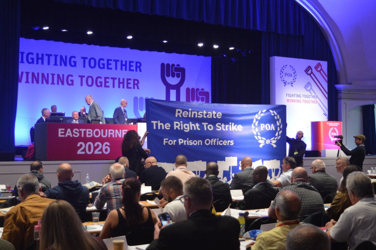 GFTU1's tweet photo. The message from day 1 of @POAUnion conference in #Eastbourne
Reinstate The Right To Strike for Prison Officers.
We’re proud that our affiliates are among the 47 trade unions calling on the Prime Minister to take action now.
#POA #GFTU #RightToStrike #StrikeMap #Solidarity https://t.co/IlgMHGbD8B