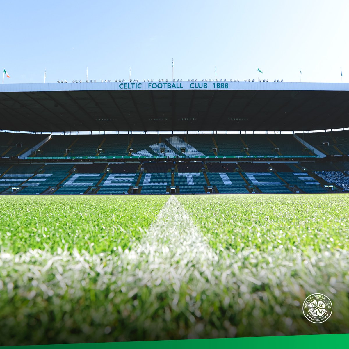 CelticFC's tweet photo. 🍃 We are delighted to announce that ProPitch, the @SPFL nominated expert pitch consultants have awarded Celtic the Pitch of the Season Award for season 2025/26!

Congrats to Head Groundsman, John Hayes and his team! 👏

#CelticFC🍀