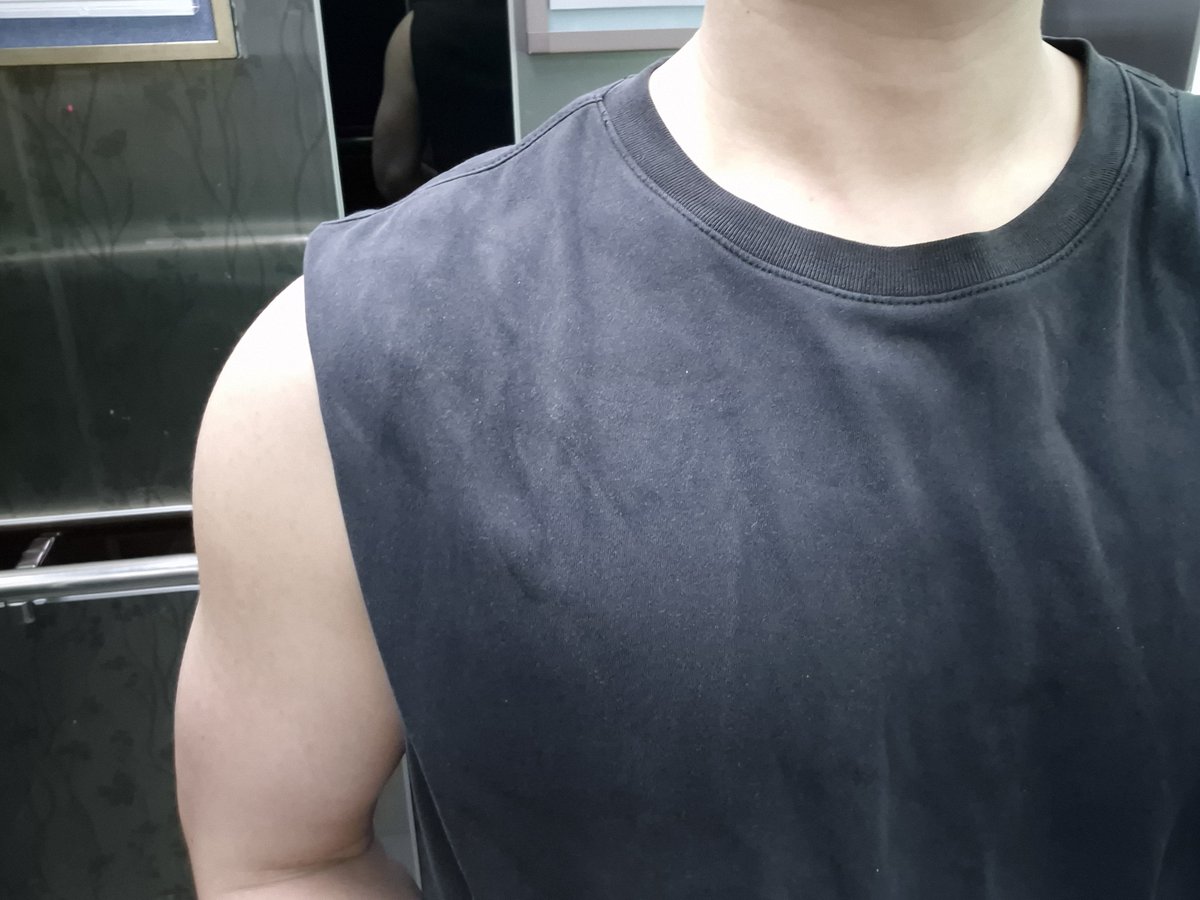 silver__ho's tweet photo. 얍 https://t.co/PkpBjUC3pO