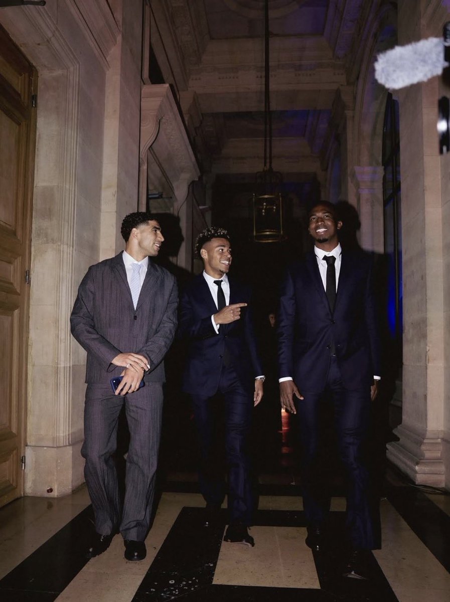 1baib's tweet photo. +10000000 AURA 🇫🇷 https://t.co/bz7UkPaYQ6