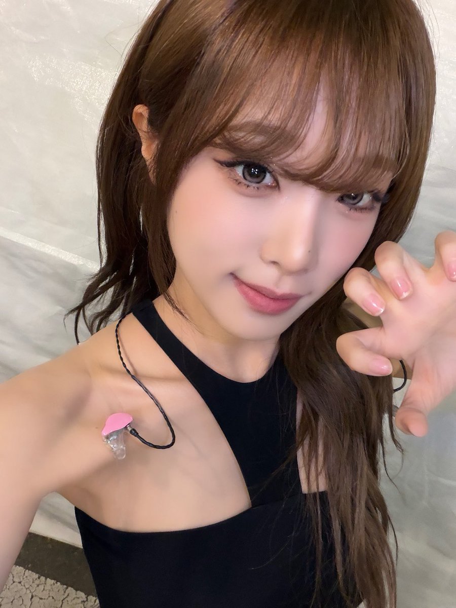 최예나 tweet media