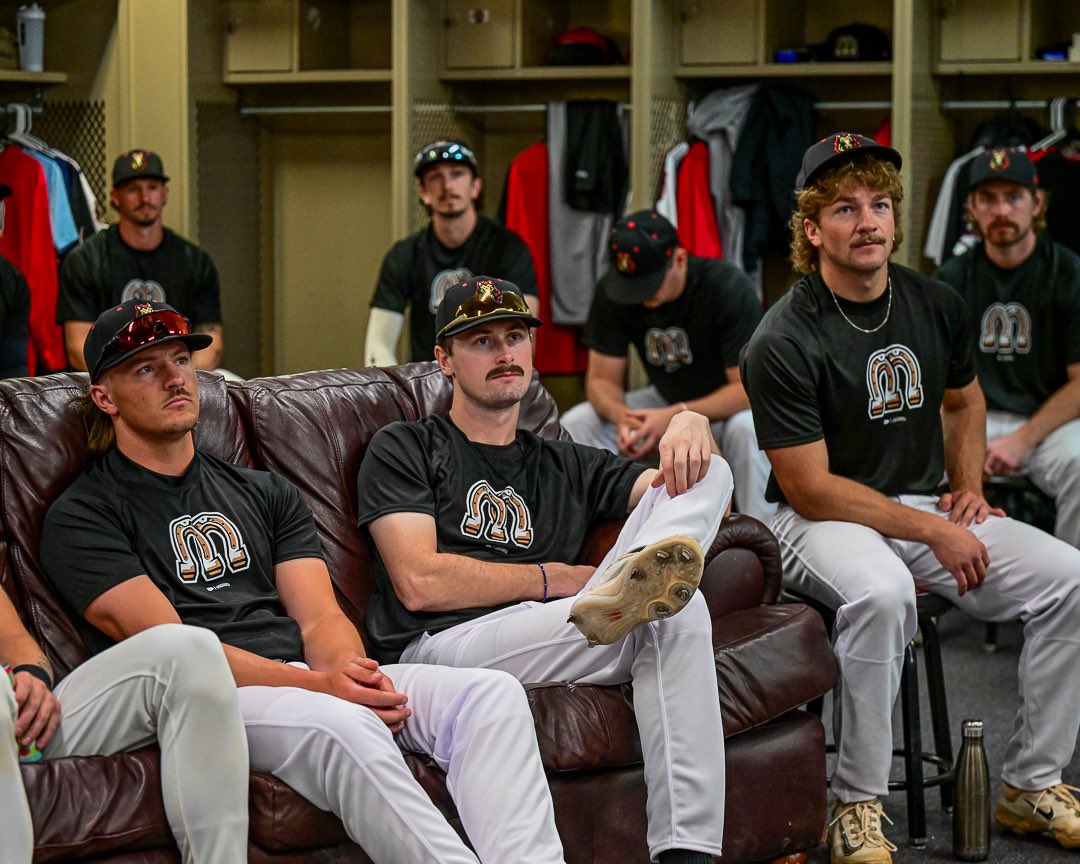 Billings Mustangs tweet media