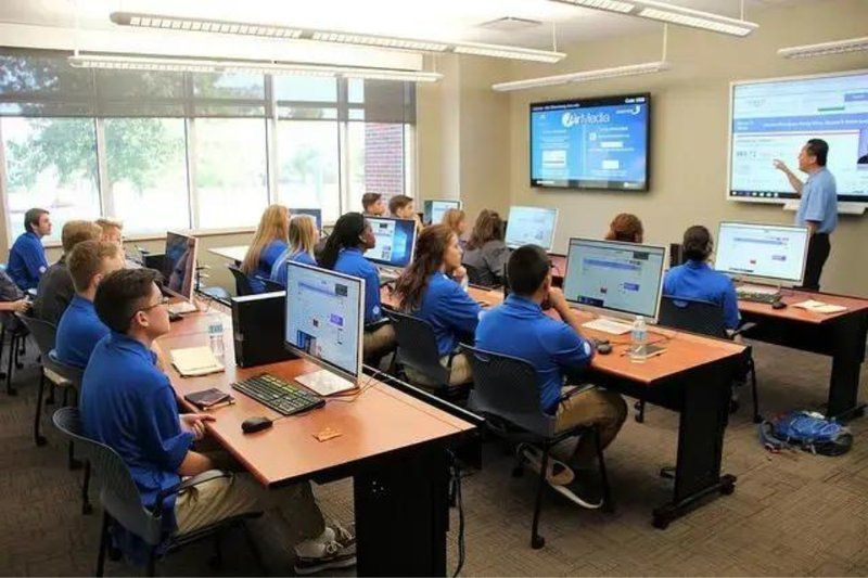 OCUMSB's tweet photo. Don’t miss these upcoming opportunities for HS students to learn, earn cash prizes and have some fun on the campus of @OKCU.
7/20-22 Summer Business Academy https://t.co/FBzPJK59YU
10/2 (NEW!) Supply Chain Management Simulation Competition https://t.co/aRCXUDUWCy https://t.co/DOyAk07UZD