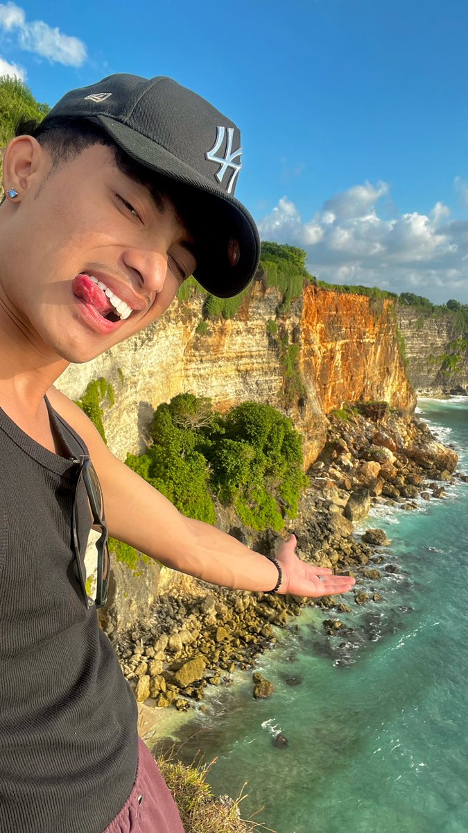 islandboi tweet media