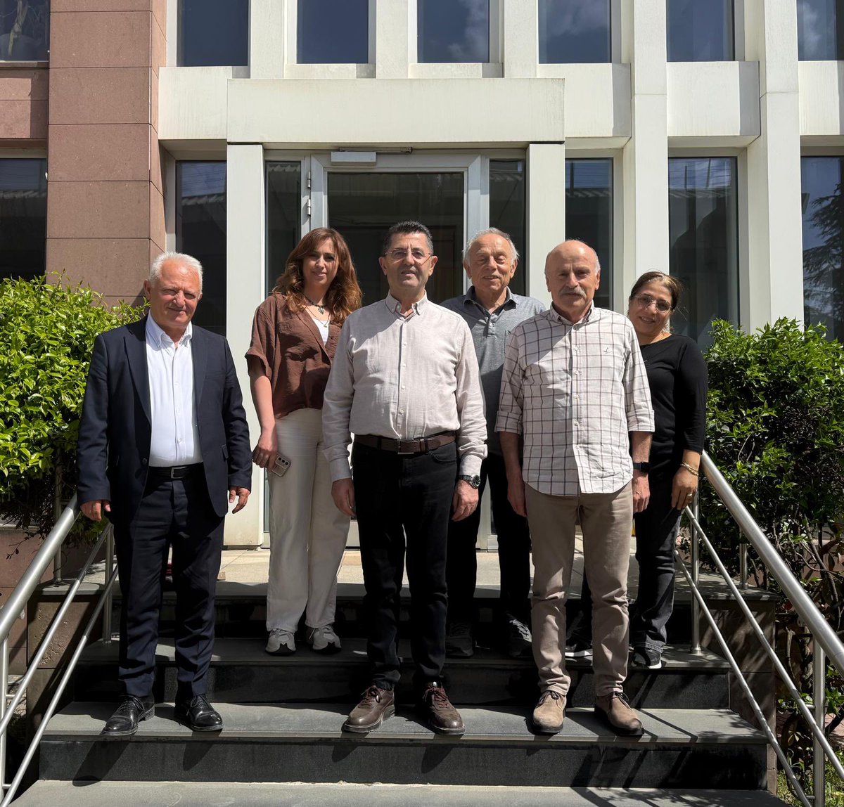 orhancerkeztr's tweet photo. İş insanı, kıymetli ağabeyimiz Abdullah Aydın’ı ziyaret ettik. Bizleri samimiyetle ağırlayan Abdullah ağabeyimize gönülden teşekkür ediyorum.

Fabrikasında emek veren çalışan kardeşlerimizle de bir araya gelip sohbet etme fırsatı bulduk. Üreten, istihdam sağlayan, alın terine değer veren her yatırım Çekmeköyümüz için çok kıymetlidir.

Hayırseverliği, çalışkanlığı ve ilçemize kattığı değerlerle örnek olan Abdullah Aydın’a nazik misafirperverliği ve güzel sohbeti için teşekkür ediyor, çalışmalarında kolaylıklar diliyorum.