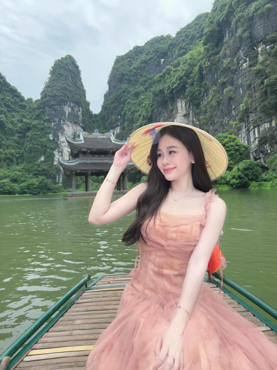 Thanh tweet media