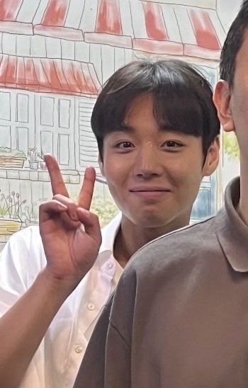 훈둥이 tweet media