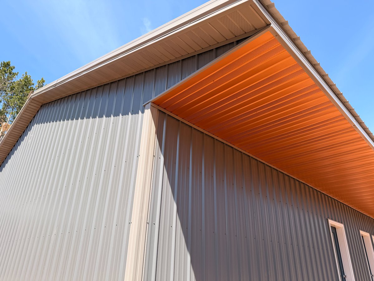 Shermanhomes's tweet photo. Zinc Grey roof and trim. Charcoal walls. Copper Penny soffit.

A Minnesota barndominium by Sherman Pole Buildings, mid-build — and the client's color selections are really something.

#PostFrame #Barndominium #MNConstruction https://t.co/kQqZ6rh1PM