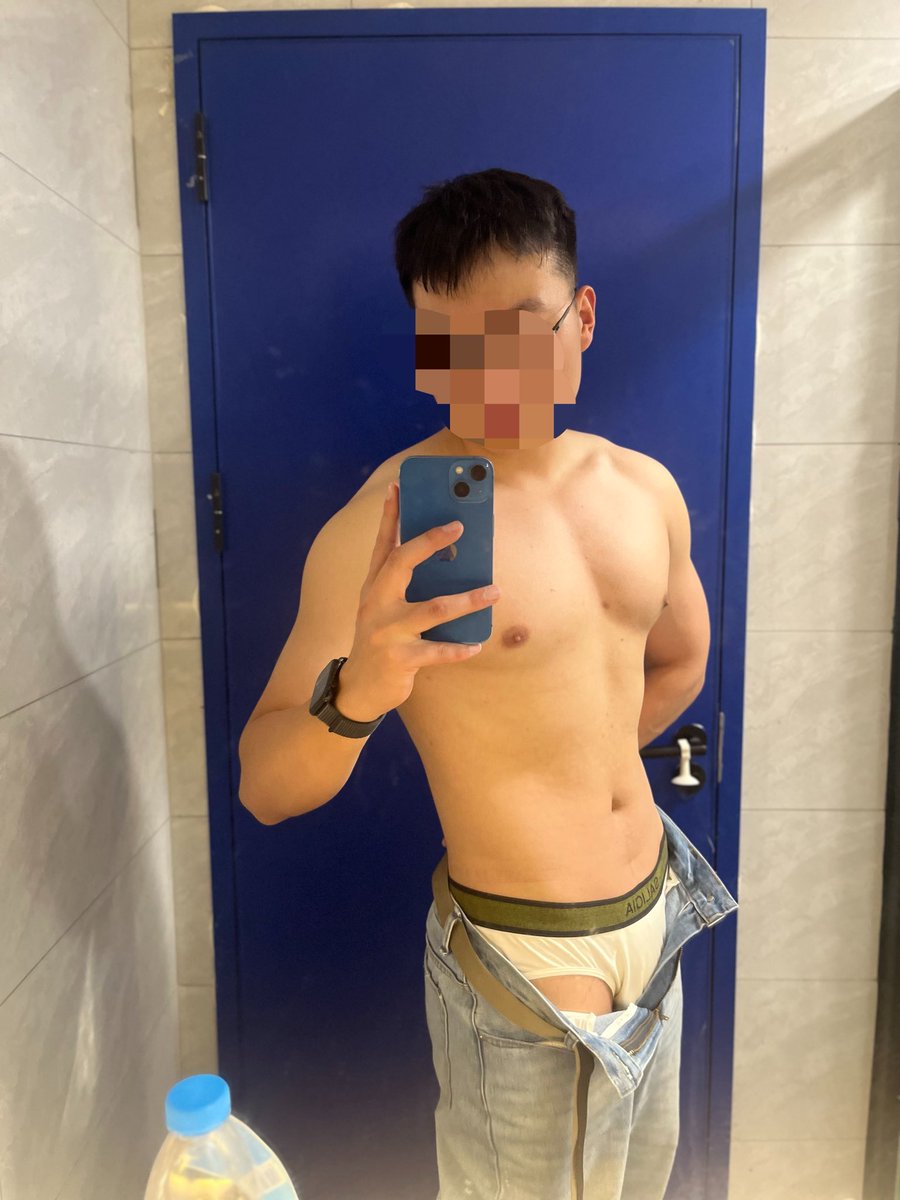 不愉快的嘻嘻哈 tweet media
