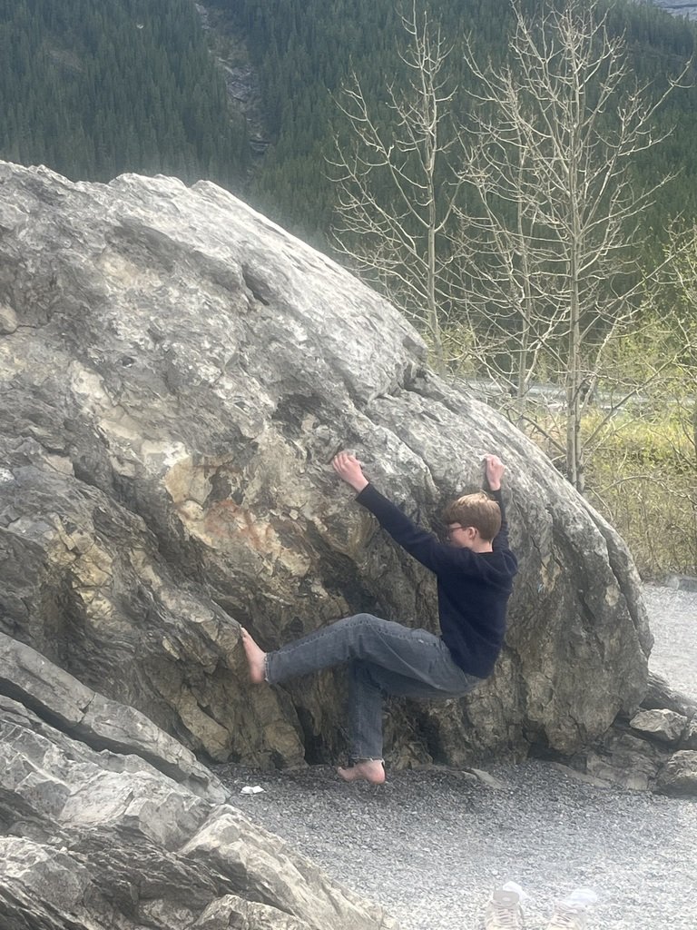 WhiteshellSD's tweet photo. Some of our internationals are very lucky and are away  exploring in Banff! https://t.co/9ZYgcHoIBa
