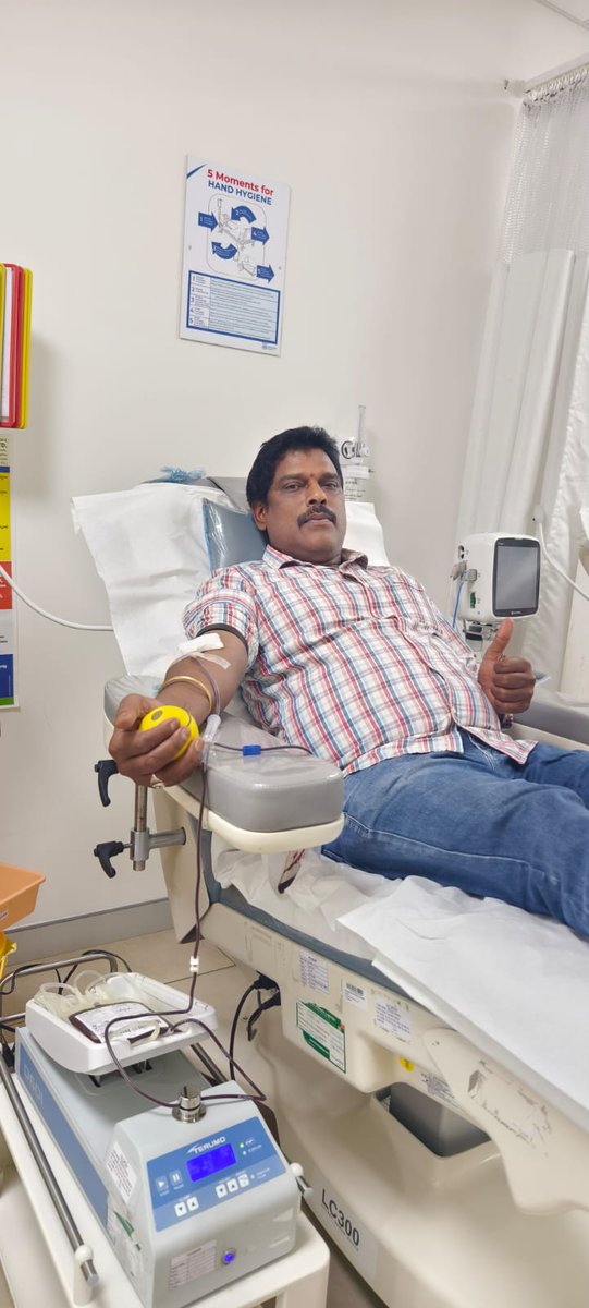 7776Amsr's tweet photo. ఈరోజు  స్టార్ హాస్పిటల్ లో రక్తం అవసరం ఉందని సంపత్ అన్న గారు చెప్పగానే వెళ్లి 19 వ సారి రక్తం 38 సార్లు ఎస్ డి పి మొత్తంగా 57వ సారి దానం చేసిన శివన్న గారికి హృదయపూర్వక అభినందనలు ఒకరి దానం మరొకరి ప్రాణం రక్త కొలత లేని సమాజం కోసం మన వంతు ప్రయత్నం @SajjanarVC_IPS  @goparajusrao https://t.co/oWCPs9bO0d