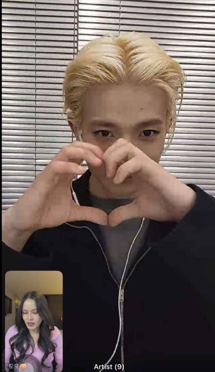모모🍑 tweet media